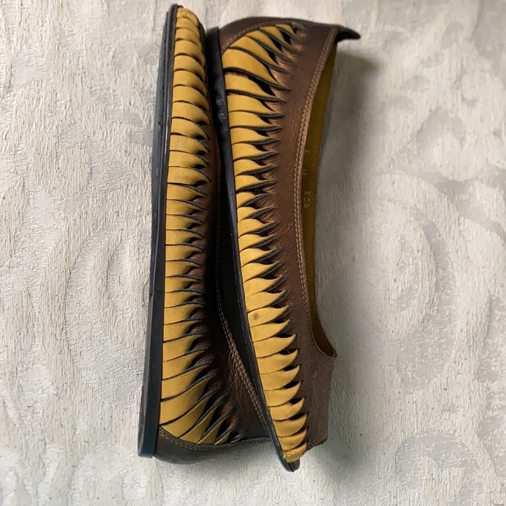 DONALD J. PLINER EDA BRONZE AND MUSTARD HUARACHE MOCCASIN STYLE BALLERINA FLAT‌‌ - Picture 8 of 9